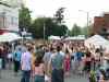 Thickening crowd
